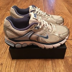 Nike | Shoes | Nike Equalon 4 Womens Athletic Shoes Used Sz 6 | Poshmark